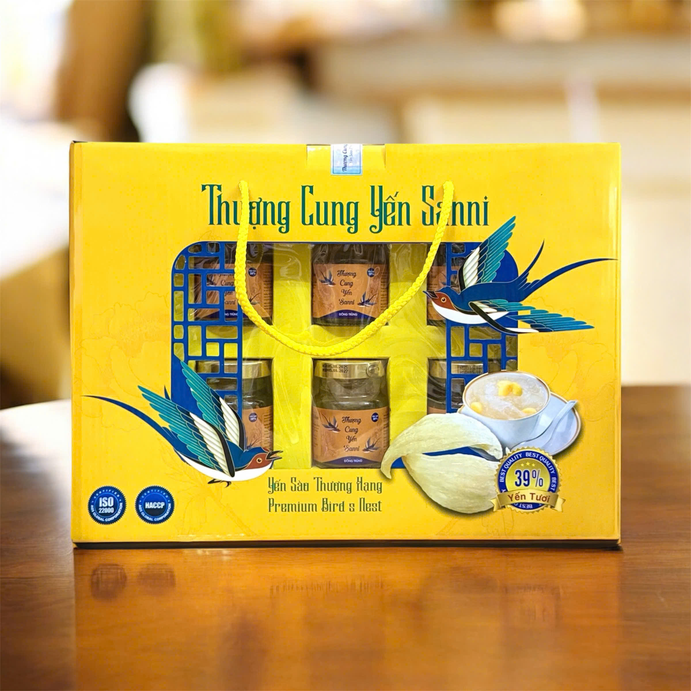 Hộp quà lớn 6 hũ yến Thượng Cung Yến Sanni 70ml Đông Trùng